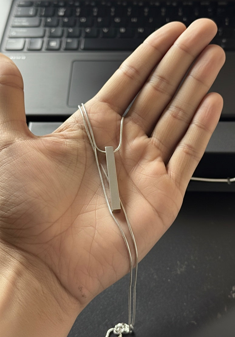 BAR PENDANT NECKLACE