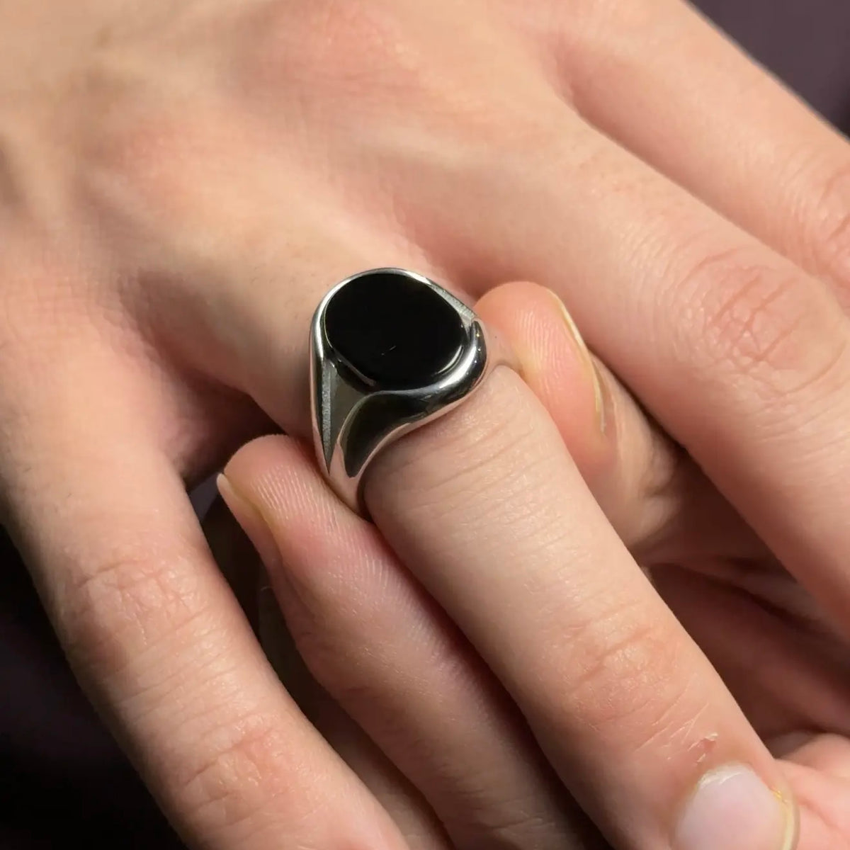 HIJAZI ONYX RING