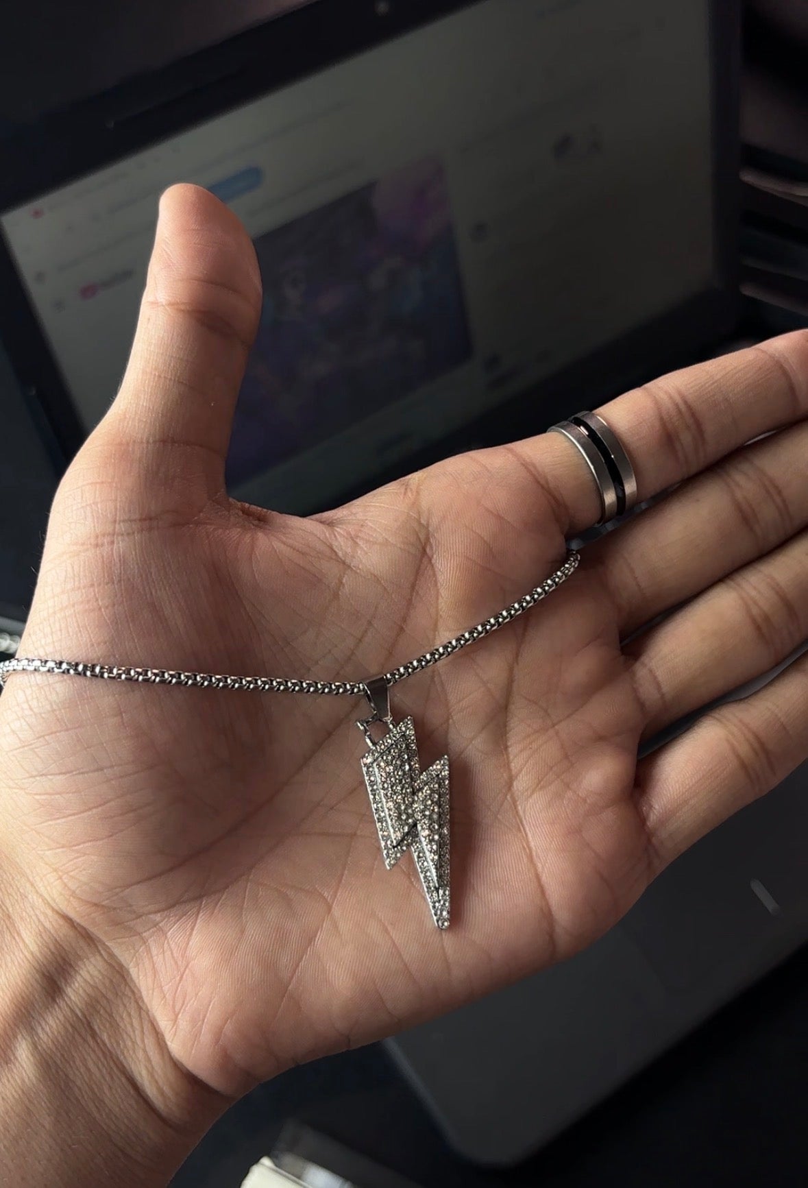 THUNDER BOLT NECKLACE
