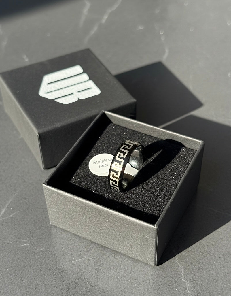 ROYAL GREEK BLACK RING