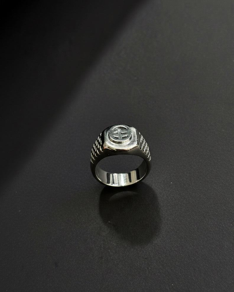 BATMAN SIGN STAINLESS STEEL RING