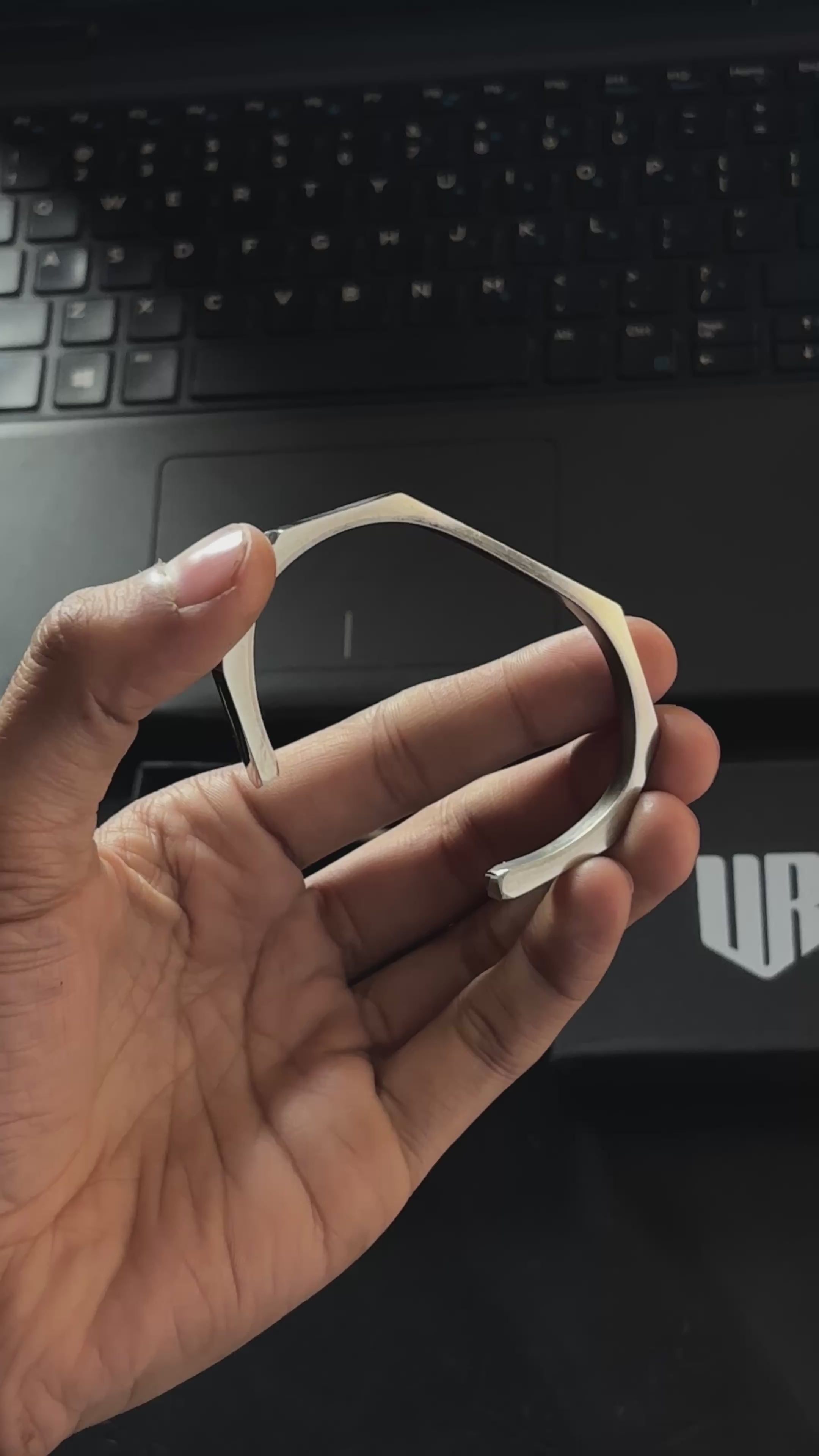 URBAN STEEL HANDCUFF